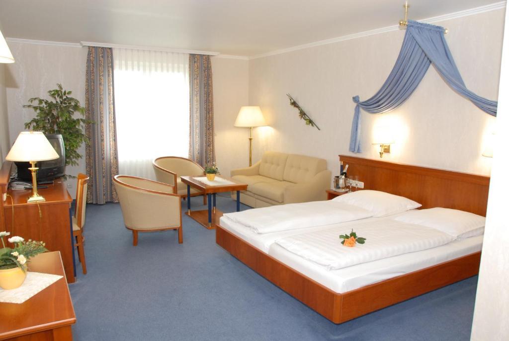 Hotel Pfeffermuehle Borchen Phòng bức ảnh